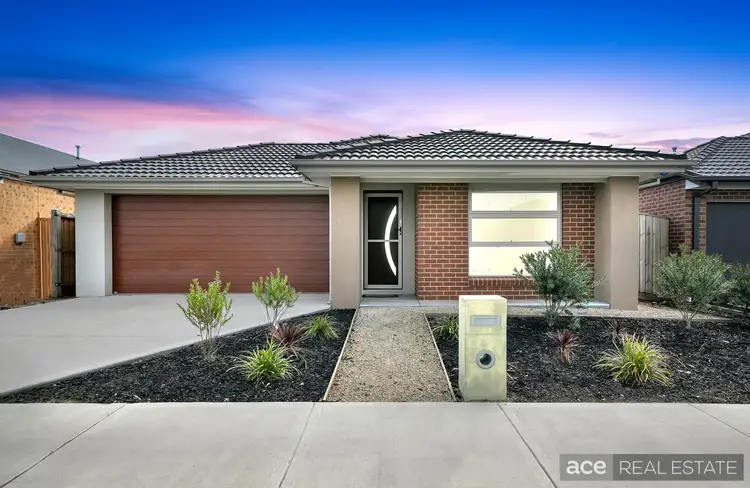16 Bataba Street, Mickleham VIC 3064