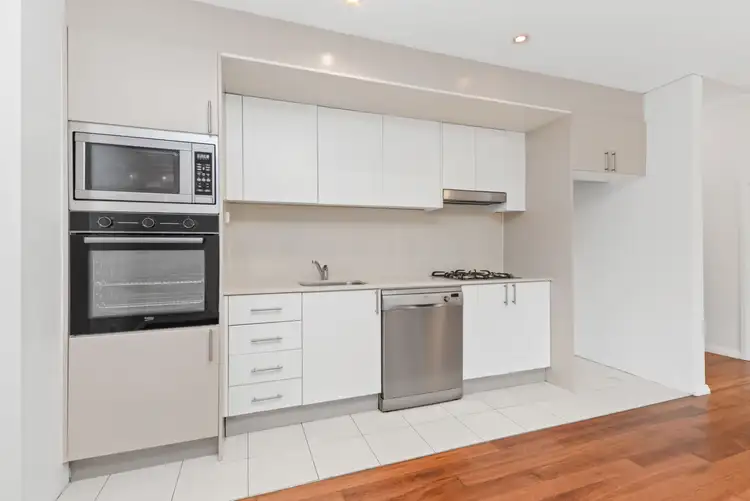 Fourth view of Homely apartment listing, 3/11 Flood Street, Bondi NSW 2026