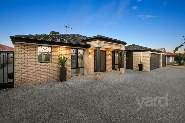 3 Atwell Close, Lake Coogee WA 6166