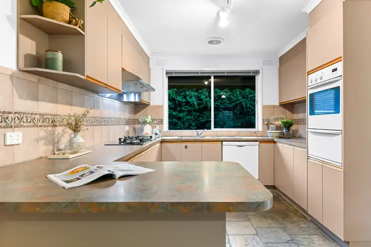 Fifth view of Homely house listing, 2 Rangoon Court, Mulgrave VIC 3170