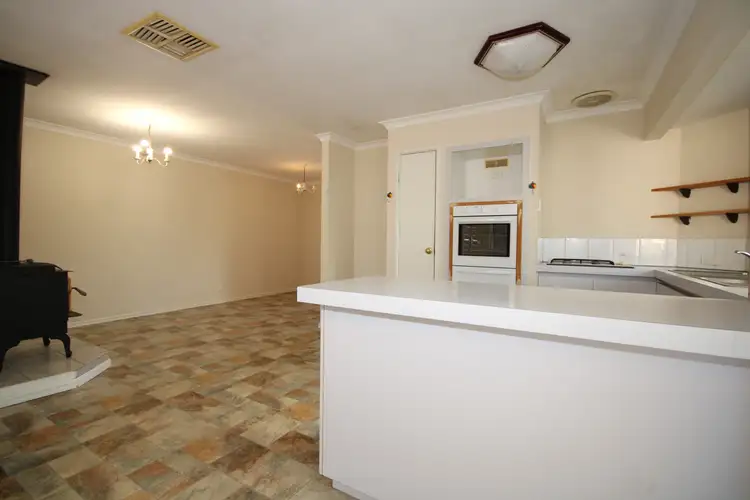 Seventh view of Homely house listing, 8 Whitely Place, Australind WA 6233