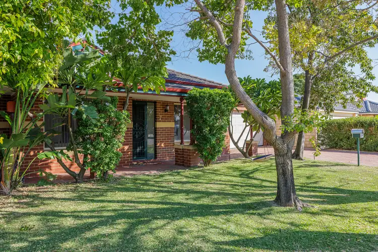 7 Coolbarro Lane, Redcliffe WA 6104