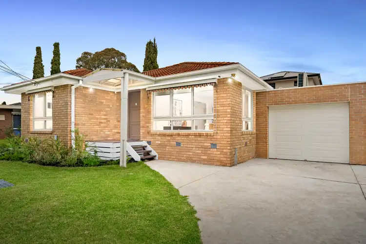 Main view of Homely unit listing, 1/8 Helpmann Street, Wantirna South VIC 3152