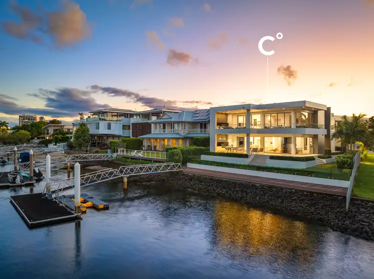 1/2 Wells Street, Southport QLD 4215
