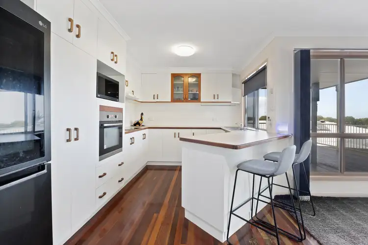 Third view of Homely house listing, 6 Dell Court, Beaconsfield QLD 4740
