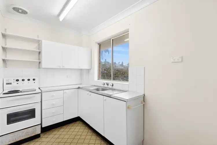 Third view of Homely apartment listing, 10/19 Stuart Street, Collaroy NSW 2097