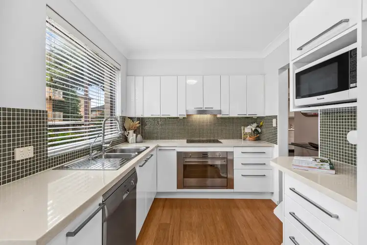 Third view of Homely apartment listing, 2/4 Stuart Street, Collaroy NSW 2097