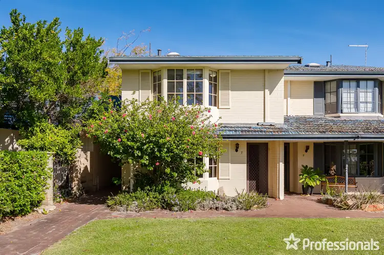 7/13 Spey Road, Applecross WA 6153