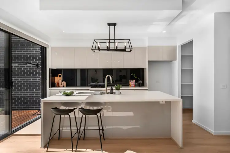 Fourth view of Homely townhouse listing, 2/16 Strathallan Road, Macleod VIC 3085