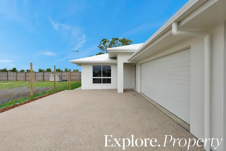 Third view of Homely semi-detached listing, 2/32 Hermosa Circuit, Beaconsfield QLD 4740