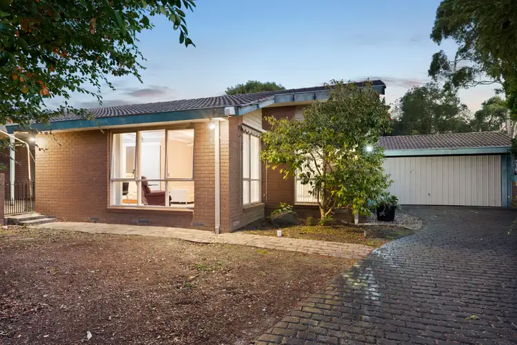 5 Burnside Court, Wantirna South VIC 3152