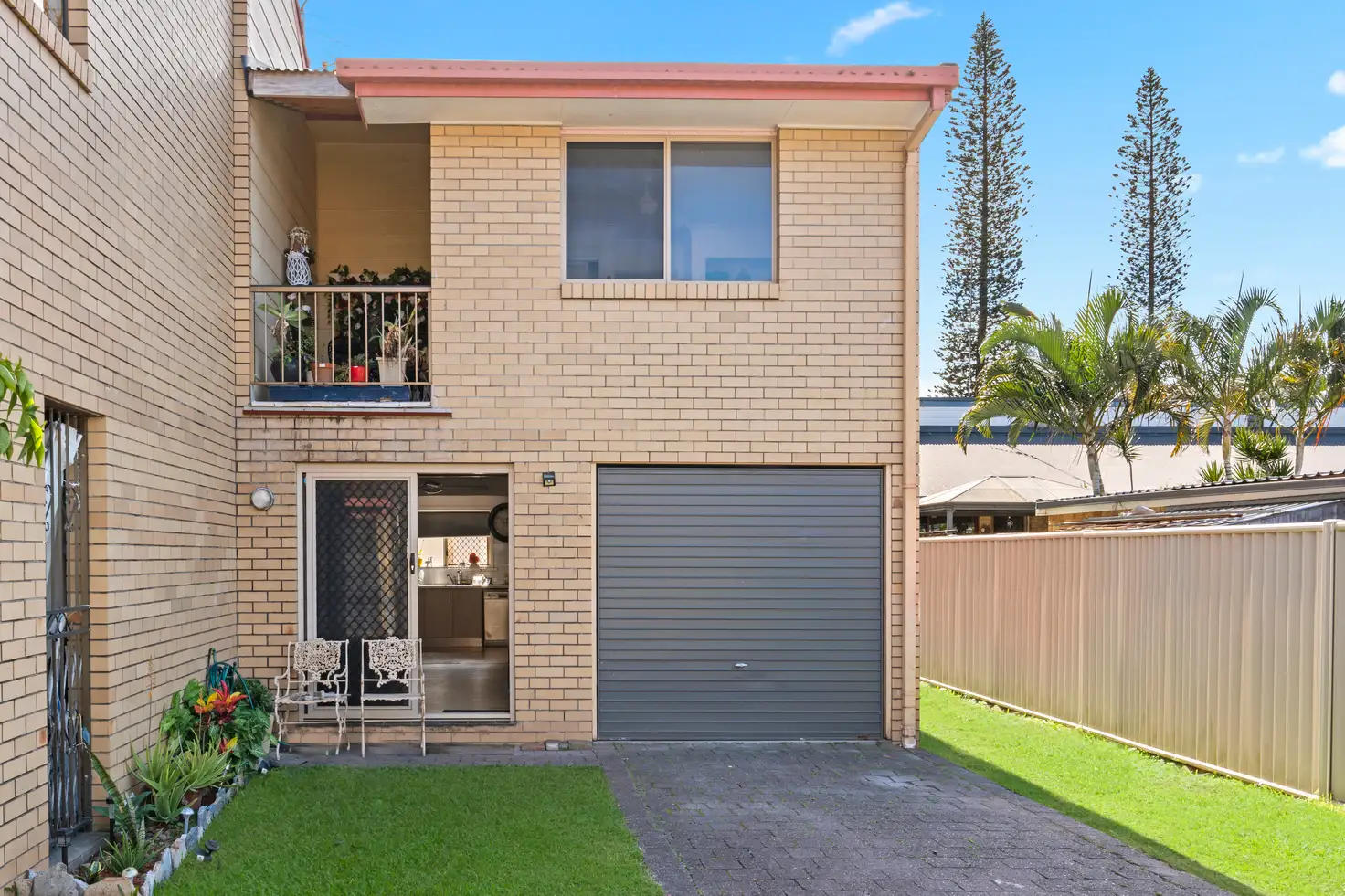 Main view of Homely apartment listing, 6/10 Angie Court, Mermaid Waters QLD 4218