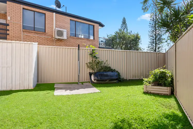 Fourth view of Homely apartment listing, 6/10 Angie Court, Mermaid Waters QLD 4218