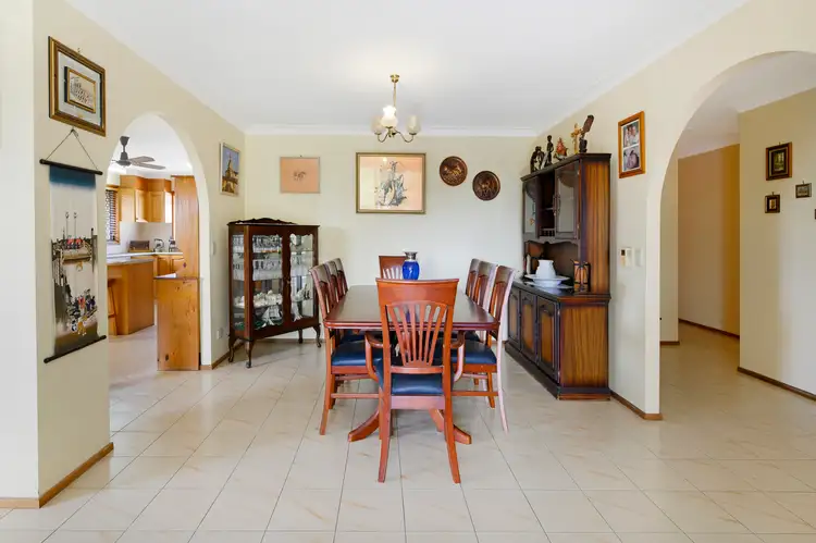 Second view of Homely house listing, 4 Pleasant Court, Carrara QLD 4211