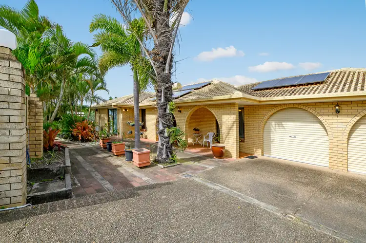 Fifth view of Homely house listing, 4 Pleasant Court, Carrara QLD 4211