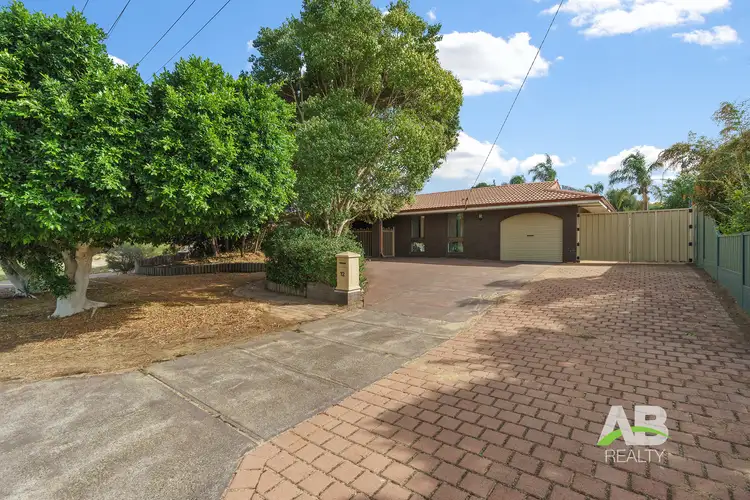12 Wonambi Way, Wanneroo WA 6065