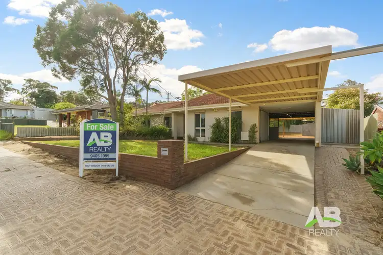 16 Wanjina Crescent, Wanneroo WA 6065