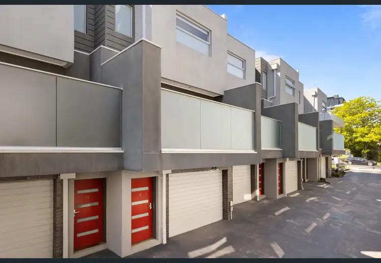 142-144 Thames Street