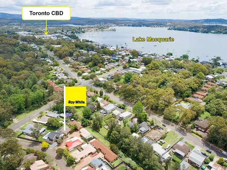 Third view of Homely house listing, 3 Oakhampton Court, Toronto NSW 2283