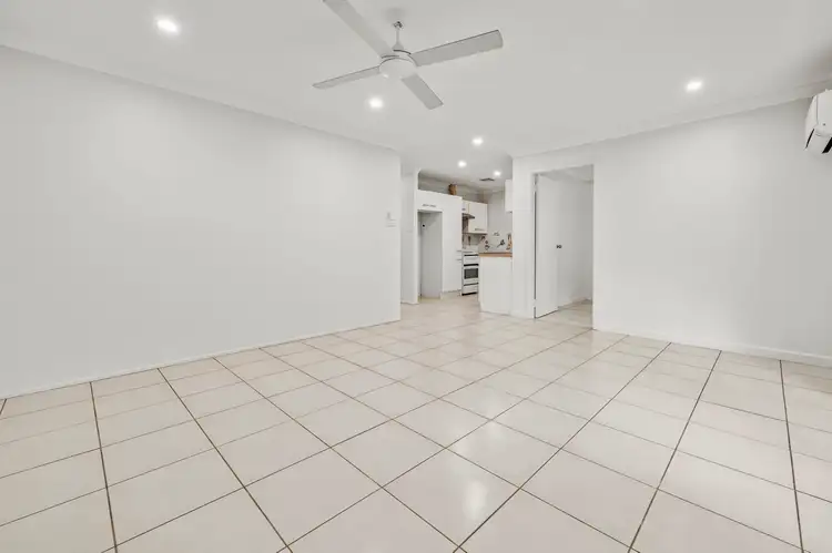 Sixth view of Homely house listing, 3 Oakhampton Court, Toronto NSW 2283