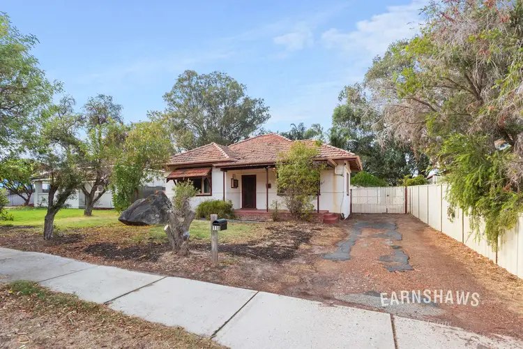 110 River View Avenue, South Guildford WA 6055