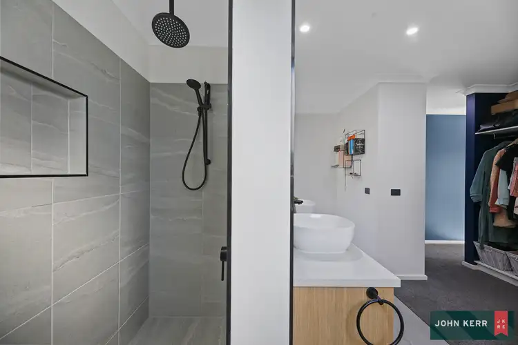 Fifth view of Homely house listing, 10 Peppermint Close, Trafalgar VIC 3824