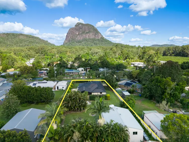 7 Parkview Road, Glass House Mountains QLD 4518