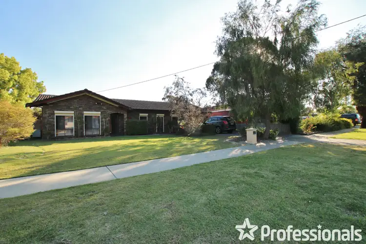27 Nethercott Street, Huntingdale WA 6110