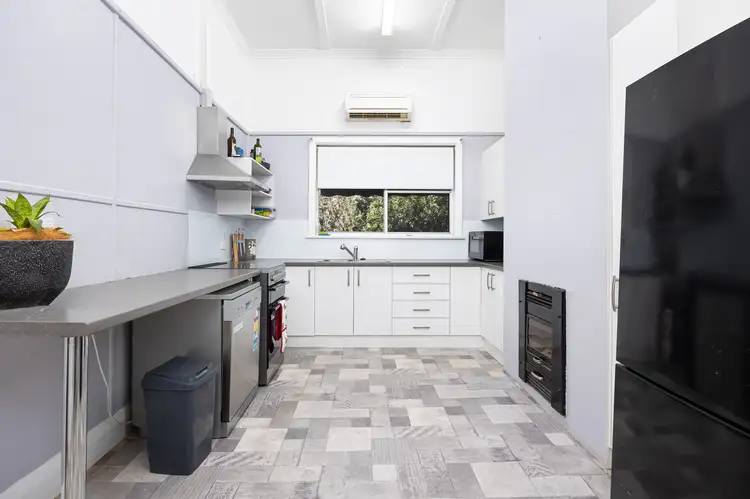 Fifth view of Homely house listing, 122 Britannia Street, Temora NSW 2666