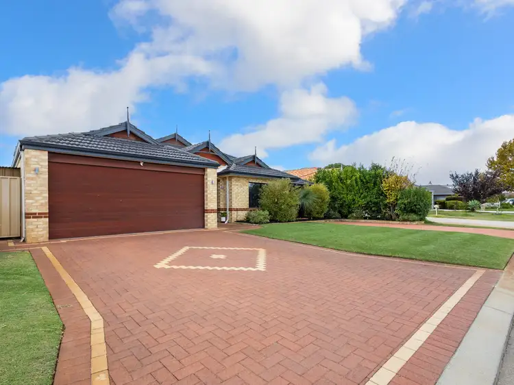 15 Banda Blvd, Canning Vale WA 6155