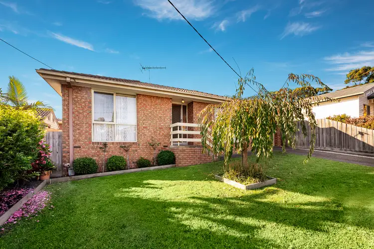 Second view of Homely house listing, 33 Martins Lane, Viewbank VIC 3084