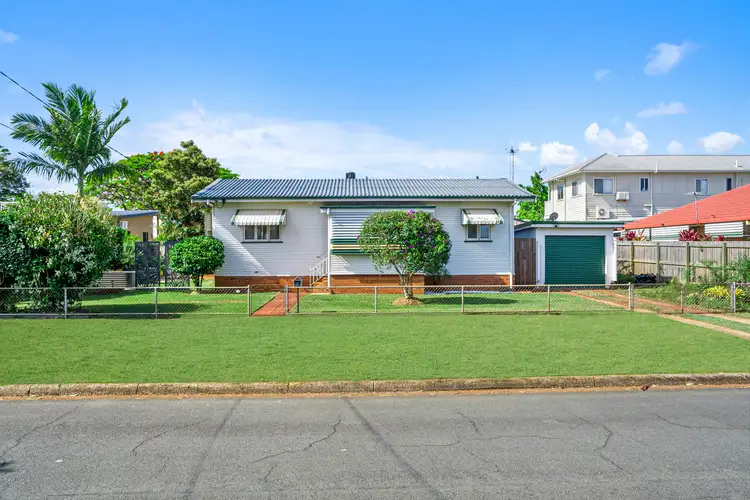 5 Brighton Street, Woody Point QLD 4019