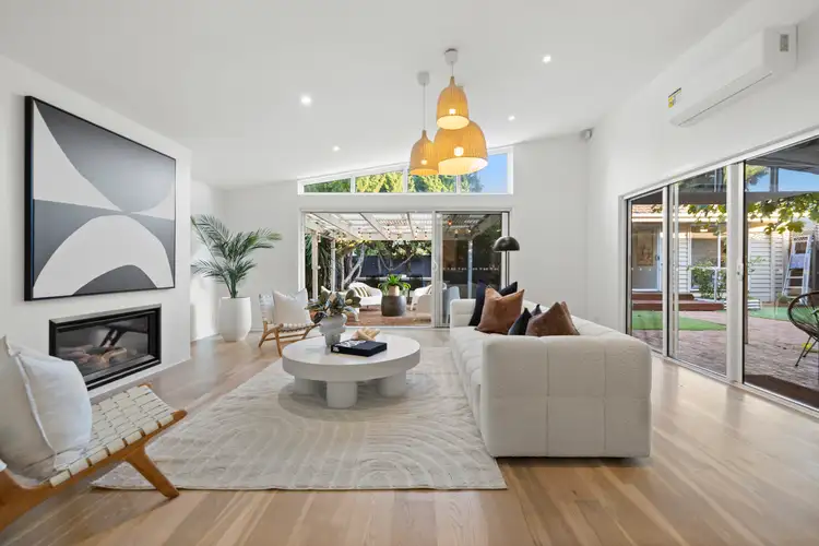 14 Holmby Road, Cheltenham VIC 3192