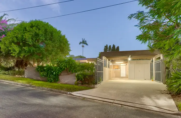 60 Davidson Street, Newmarket QLD 4051
