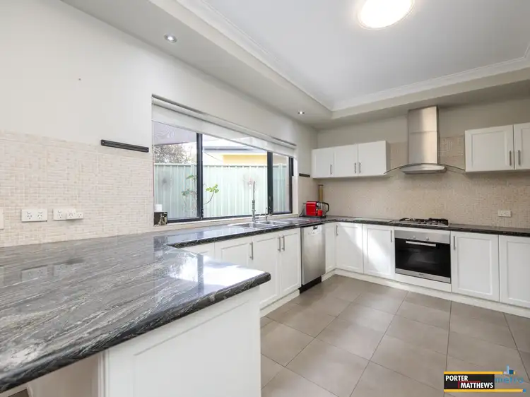 Fifth view of Homely house listing, 8 Templar Pass, Wattle Grove WA 6107