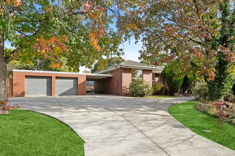 18 Bennett Street, Highton VIC 3216