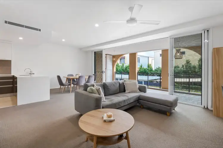 Second view of Homely unit listing, 3036/3029 The Boulevarde, Carrara QLD 4211