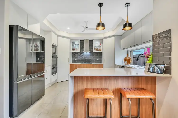 4 Stableford Grove, Rosslea QLD 4812