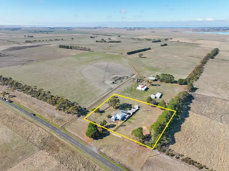 Second view of Homely rural property listing, 530 Foxhow Road, Leslie Manor VIC 3260
