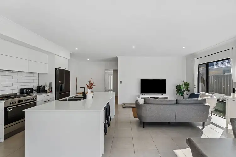 Sixth view of Homely house listing, 10 Sanderling Way, Erskine WA 6210