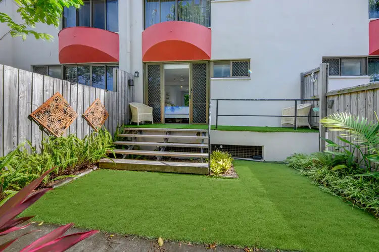 Fifth view of Homely apartment listing, 5/38 Enderley Avenue, Surfers Paradise QLD 4217