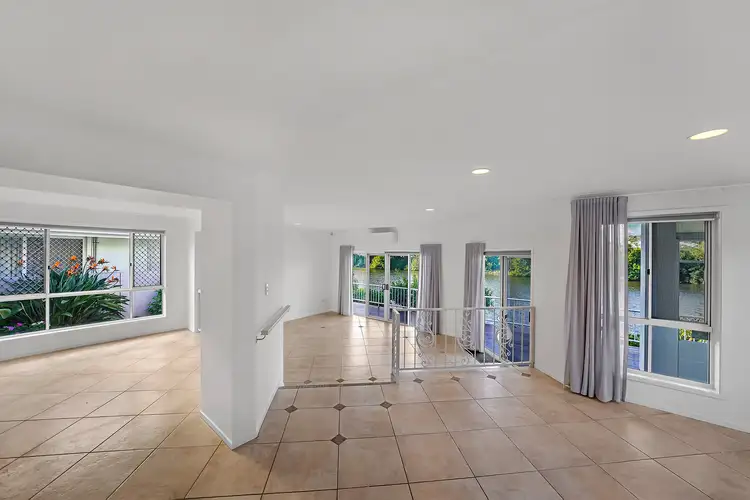 38 Emerton Crescent, Robina QLD 4226