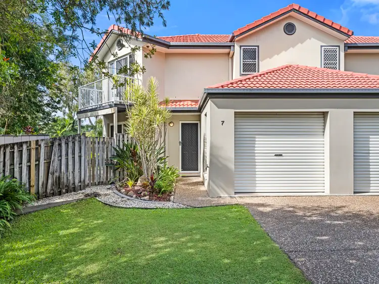 7/6 Buddy Holly Close, Parkwood QLD 4214