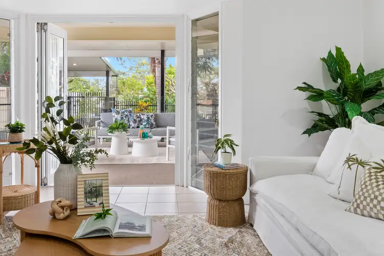 3 The Promontory, Helensvale QLD 4212