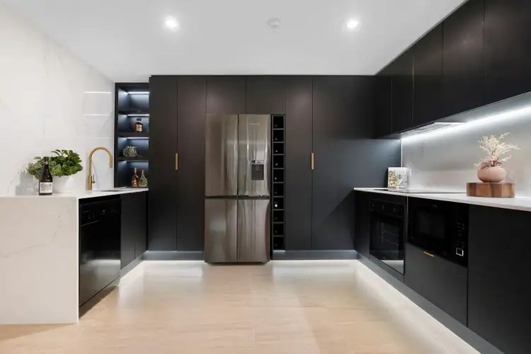 Sixth view of Homely unit listing, 5H/33 Thornton Street, Surfers Paradise QLD 4217