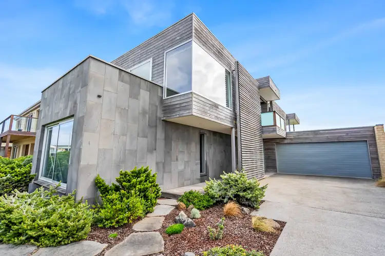 88 Ocean Drive, Port Fairy VIC 3284