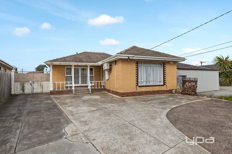 2 Beccles Court, St Albans VIC 3021