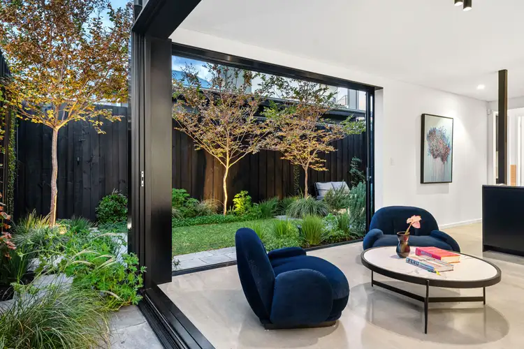 15 Melaleuca Lane, Leederville WA 6007