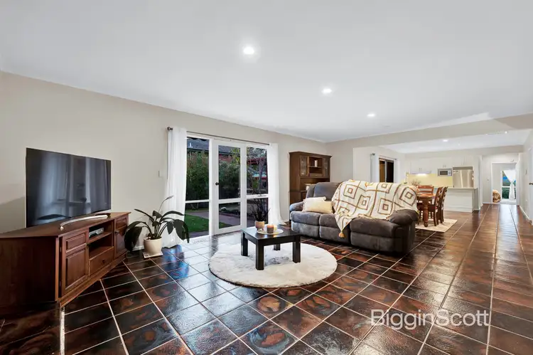 Sixth view of Homely house listing, 4 Mont Court, Vermont South VIC 3133