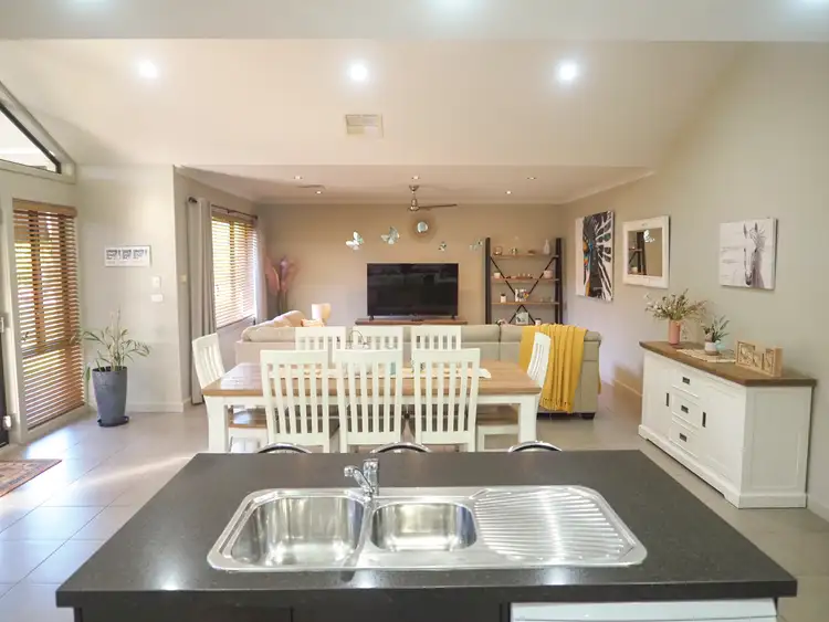 Seventh view of Homely house listing, 10 Anzac Crescent, Narrandera NSW 2700